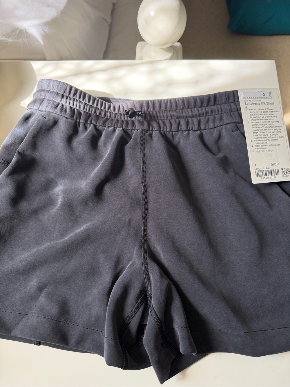 Lululemon Women’s Athletic Shorts - Charcoal